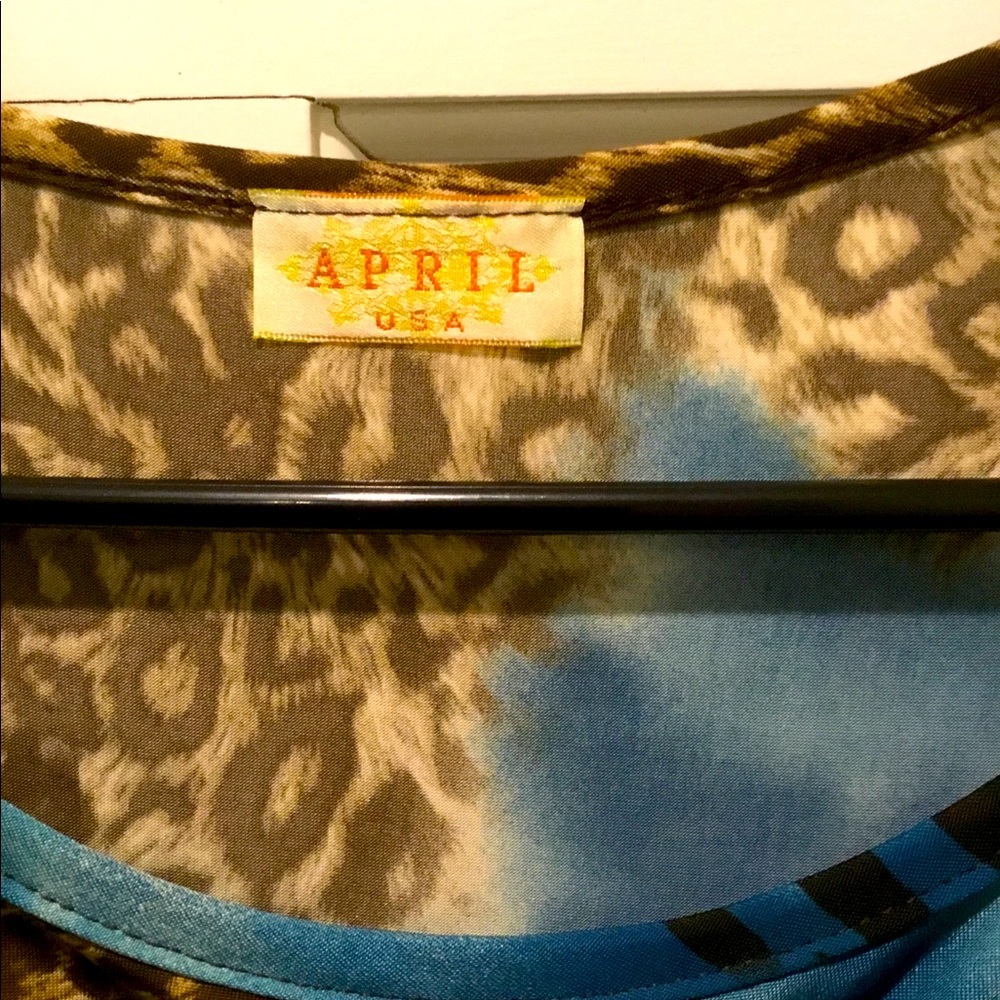 Mini Dress 🐯 - Picture 4 of 5